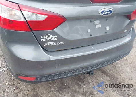 2014 Ford Focus Se z USA, uszkodzony, nr VIN 1FADP3F26EL221380